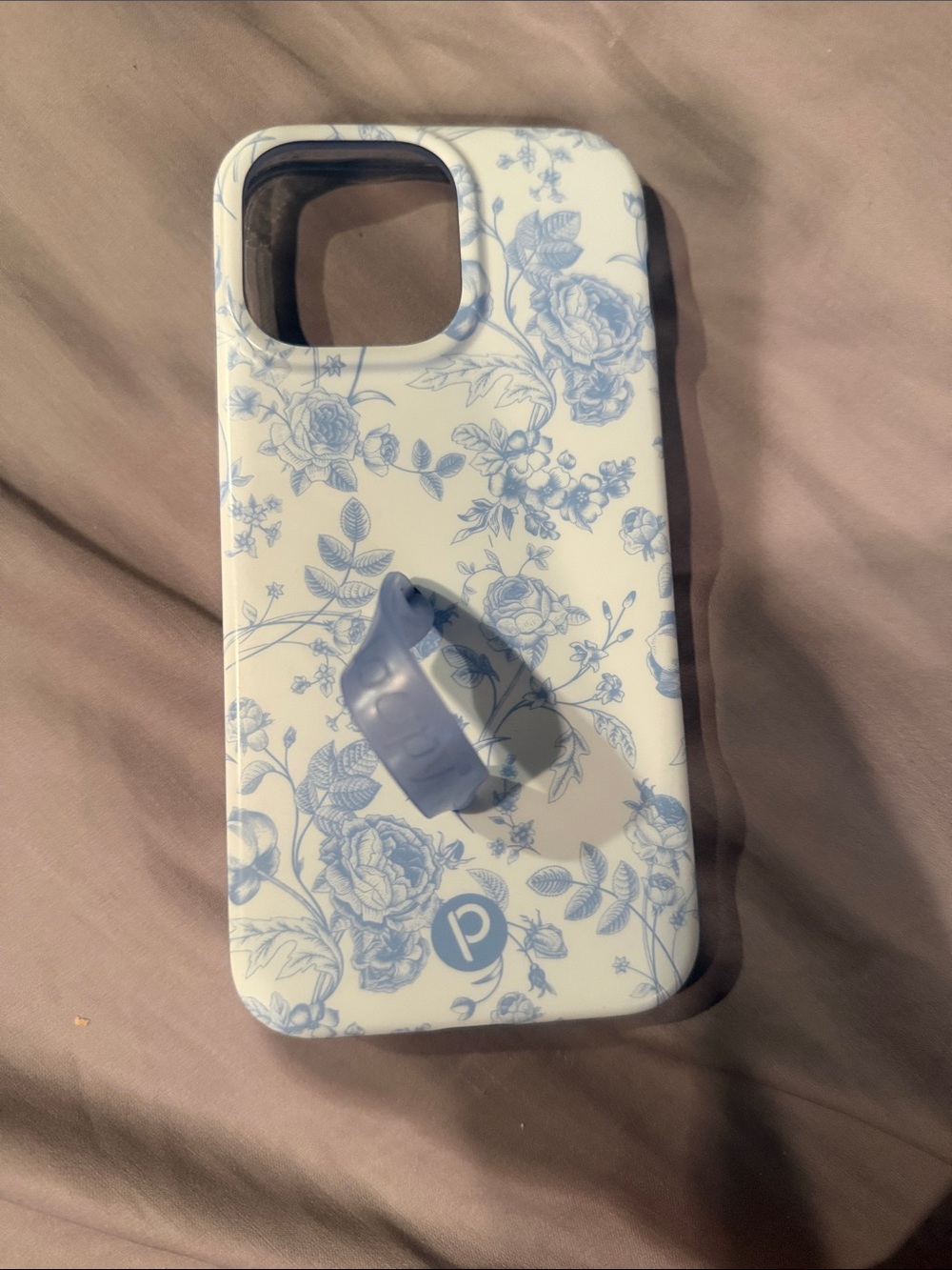 Loopy Case + Grip loop for iPhone 15 Pro max 
Blue Toile. Used. 
Righty